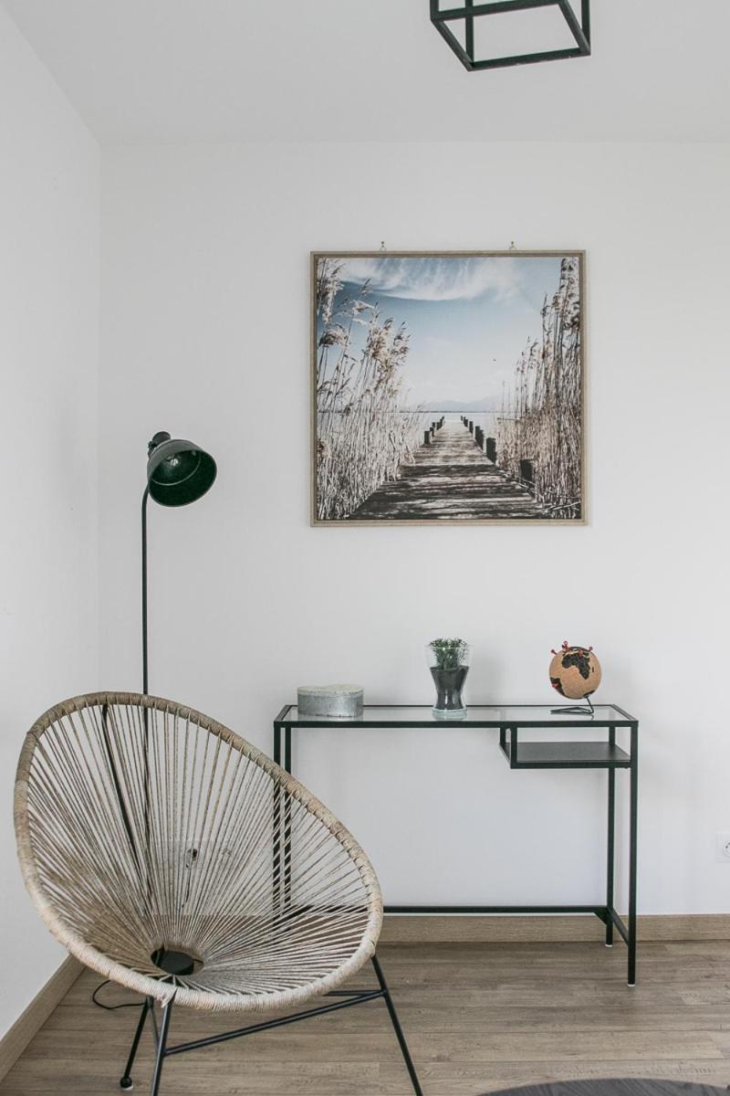 Quijote, Maison Moderne Avec Terrasse A 캉 외부 사진